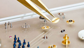 太原江诗丹顿指定维修门店打开表壳